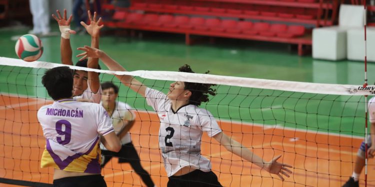 Suma Sinaloa una victoria  en Voleibol de Sala