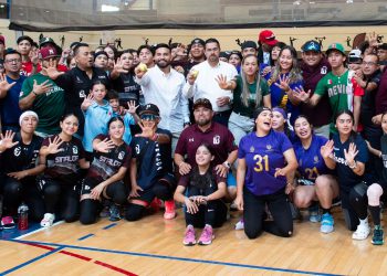 EMOTIVA INAUGURACIÓN DEL NACIONAL DE FEDERACIÓN DE BEISBOL 5 EN CULIACÁN.