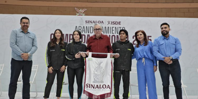 Enorgullezcan a Sinaloa: Rubén Rocha Moya