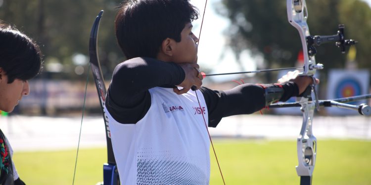 Sinaloa suma otro oro y un bronce en la jornada del tiro con arco