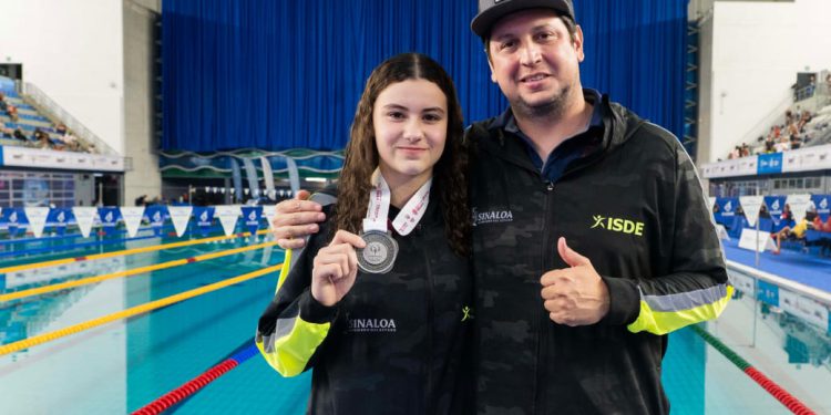 *REPITE MEDALLA PALOMA LUNA CASILLAS; AHORA FUE PLATA EN JORNADA DE NATACIÓN EN OLIMPIADA NACIONAL 2025