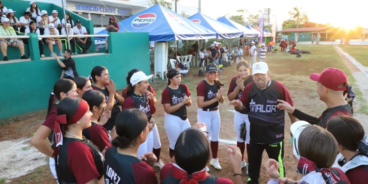 Oswaldo Pérez se cubre de gloria; lanza sin hit ni carrera a Guerrero