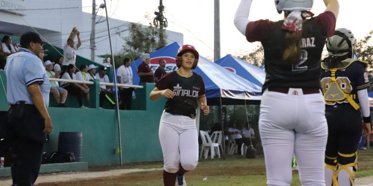 Oswaldo Pérez se cubre de gloria; lanza sin hit ni carrera a Guerrero