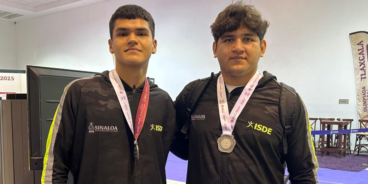 Cierra Sinaloa con dos Platas en Luchas