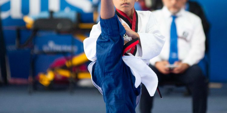 PAR DE MEDALLAS DE BRONCE PARA SINALOA EN EL INICIO DEL TAEKWONDO EN OLIMPIADA NACIONAL CONADE 2025.
