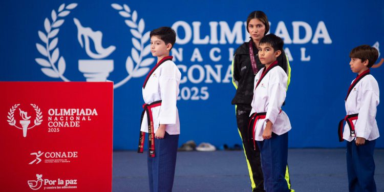 PAR DE MEDALLAS DE BRONCE PARA SINALOA EN EL INICIO DEL TAEKWONDO EN OLIMPIADA NACIONAL CONADE 2025.