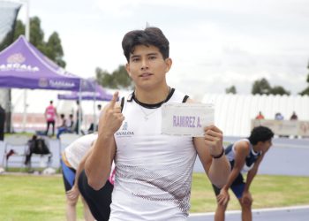 Ángel Ramírez hace historia con oro e impone marca en los 110 metros con vallas