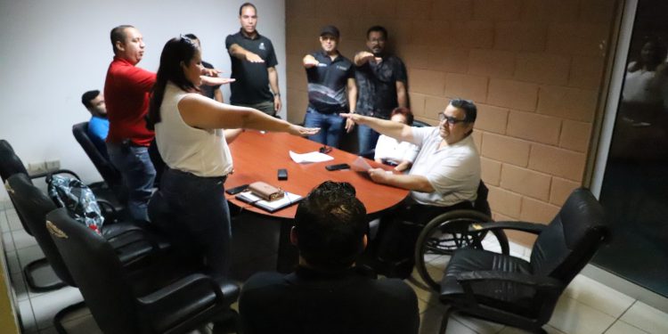 Toma Javier Galarza riendas de la DESIRES