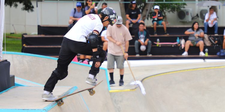 Avanzan sinaloenses a la Final en Skateboard