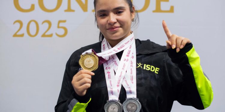 IMPACTANTE CIERRE DE SINALOA EN LA HALTEROFILIA FEMENIL…4 OROS Y 2 PLATAS EN OLIMPIADA NACIONAL CONADE.