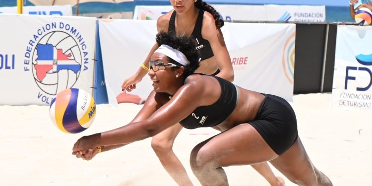 Hace historia Ángela Pérez; logra medalla de plata en NORCECA