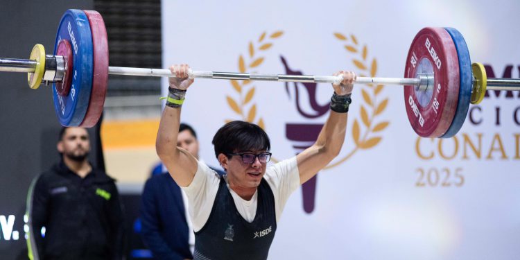 SUMA SINALOA MEDALLAS DE PLATA Y BRONCE EN INICIO DE LA RAMA VARONIL DE HALTEROFILIA.