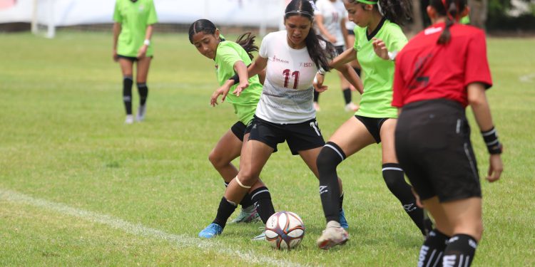 Llaman a sinaloenses a Selección Nacional; participarán en la Supercopa de la FMF