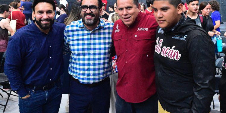 Encabeza JCCR abanderamiento de Culiacán rumbo a la Paralimpiada Estatal