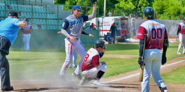 Ahome se corona campeón estatal de béisbol de Primera Fuerza 2025