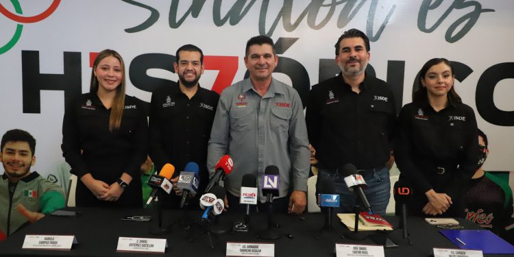 Se presenta Armando Camacho Aguilar como nuevo director general del ISDE