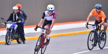 Logra Jorge Vidales medalla de plata en Paraciclismo