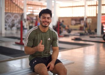 Busca Jorge Cárdenas marcas en Mundial de Halterofilia; viaja a Noruega con apoyo de Gobierno del Estado