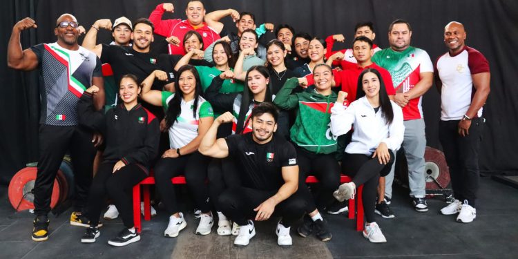 Busca Jorge Cárdenas marcas en Mundial de Halterofilia; viaja a Noruega con apoyo de Gobierno del Estado