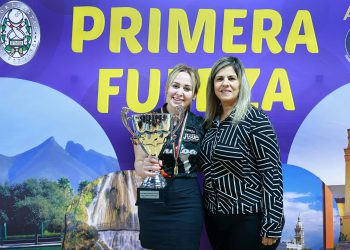 Se corona Lili Robles en Nacional de Primera Fuerza de Boliche 2025