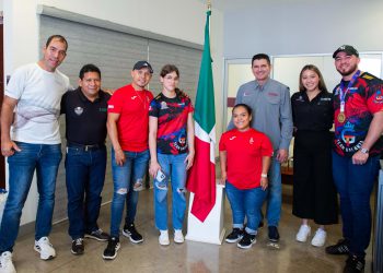 ISDE recibe a paratletas sinaloenses que brillaron en el Mundial de Paratletismo en La India