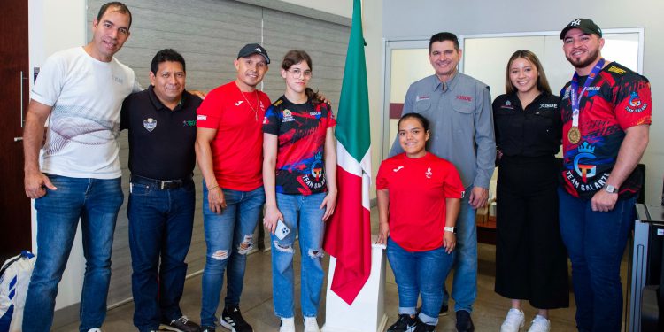 ISDE recibe a paratletas sinaloenses que brillaron en el Mundial de Paratletismo en La India