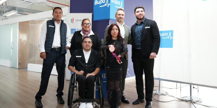 Paratleta sinaloense presente en la renovación de alianza COPAME–BUPA México