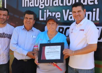 EN MARCHA TORNEO ESTATAL DE BOLA PUESTA;   ARMANDO CAMACHO LANZA LA PRIMERA BOLA