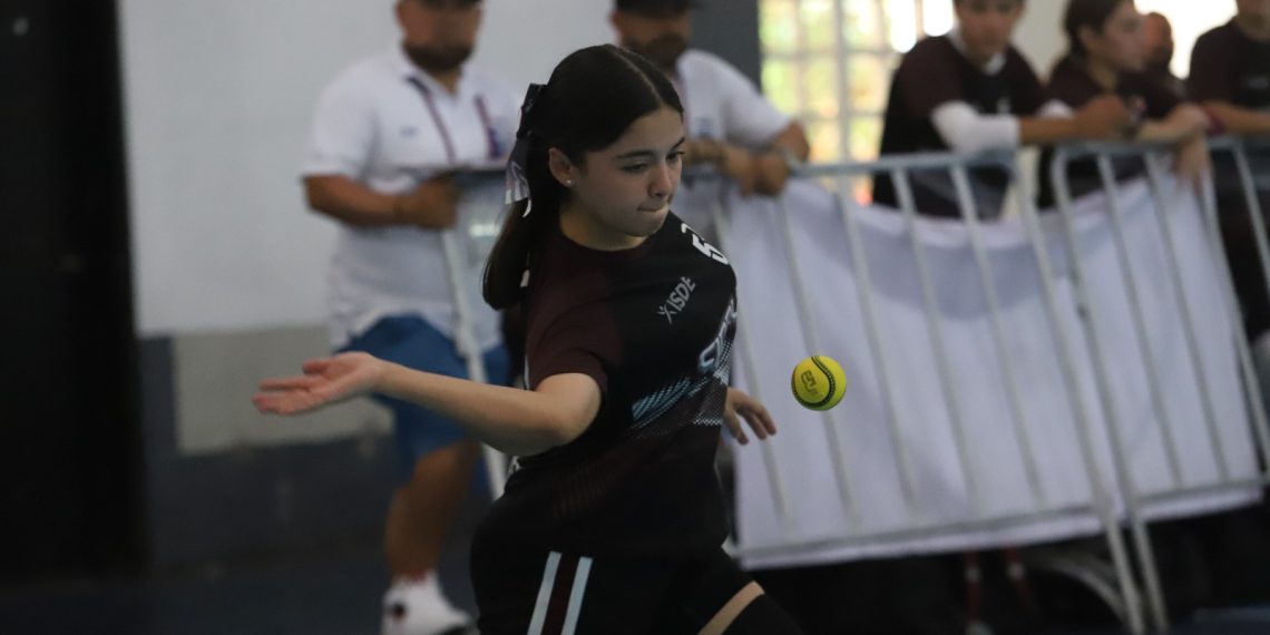 ES DOBLE RESPONSABILIDAD SER SEDE DEL REGIONAL DE BEISBOL 5: ENTRENADORES