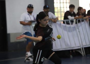 ES DOBLE RESPONSABILIDAD SER SEDE DEL REGIONAL DE BEISBOL 5: ENTRENADORES