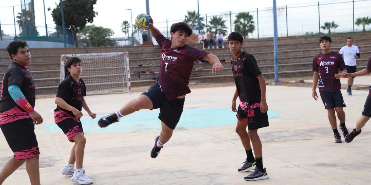 EL HANDBALL ES PARA AHOME; CULIACÁN DOMINA LA LUCHA