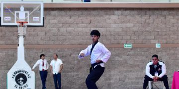 DOMINA ELDORADO POOMSAE AL INICIAR EL TAEKWONDO