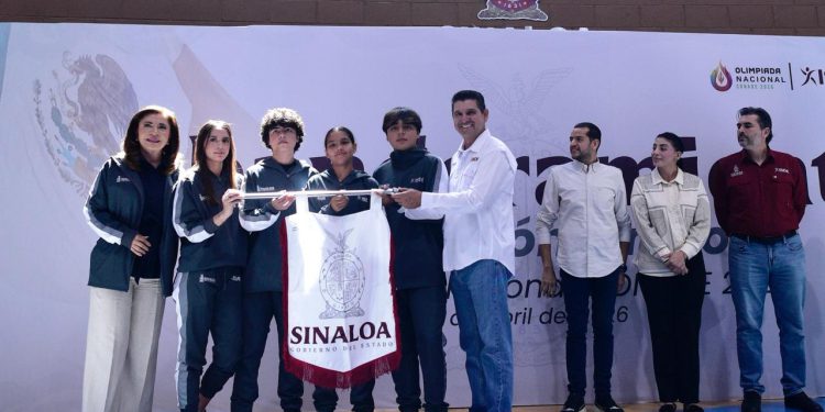 ABANDERAN A DELEGACIÓN SINALOENSE RUMBO A LA OLIMPIADA NACIONAL CONADE 2026