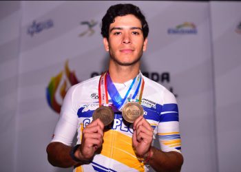 JESÚS JARED ZAMUDIO VALDÉZ CON PAR DE OROS, LA GRAN FIGURA DE SINALOA EN LA SEGUNDA JORNADA DE OLIMPIADA NACIONAL CONADE 2026.
