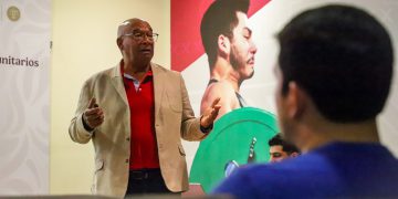 FORTALECEN A ENTRENADORES DE ATLETISMO EN SINALOA CON CAPACITACIÓN PARA LANZADORES JUVENILES