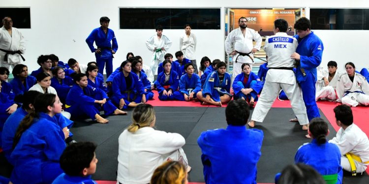 OLÍMPICOS MEXICANOS FORTALECEN EL JUDO SINALOENSE CON SEMINARIO DE ALTO NIVEL